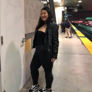 Meet your Posher, Serena